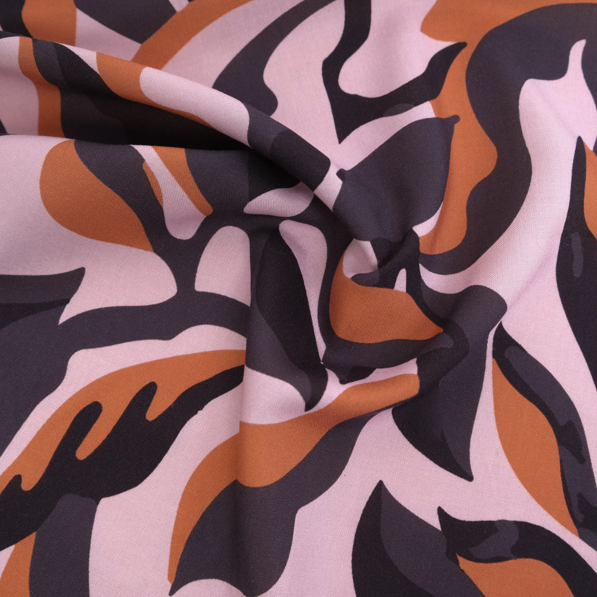 Printed Viscose Poplin in Solie Powder Pink and Terracotta - Maison Klem